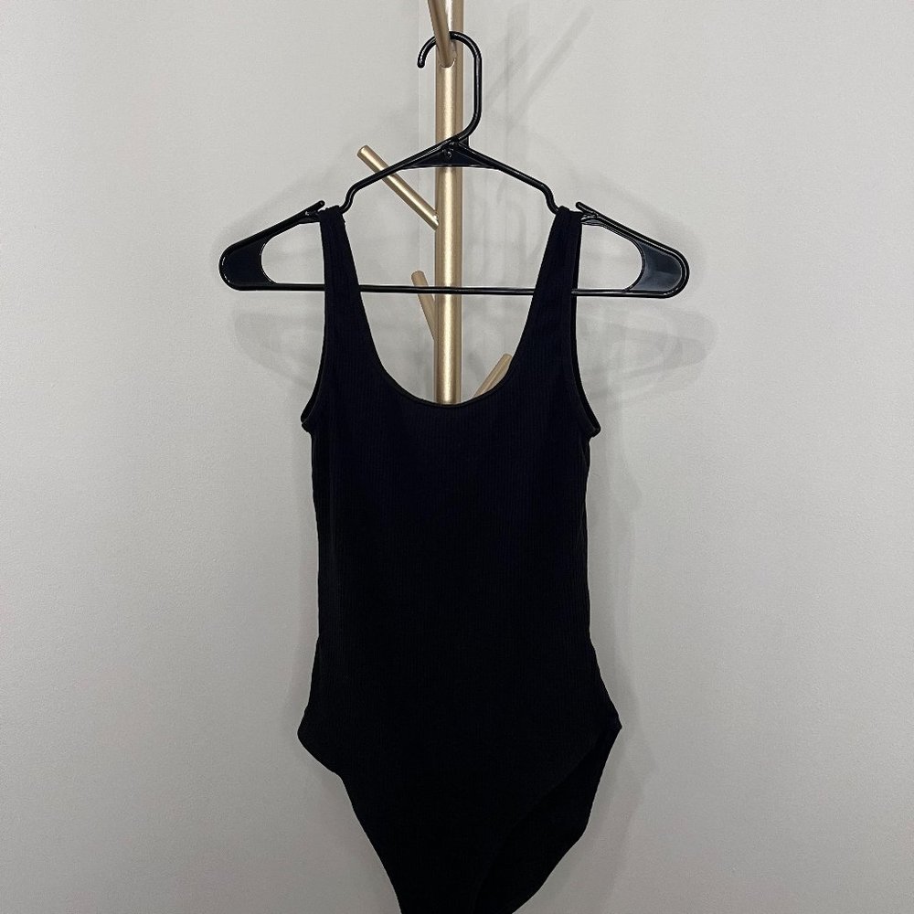 Black Bodysuit. Old Navy Large